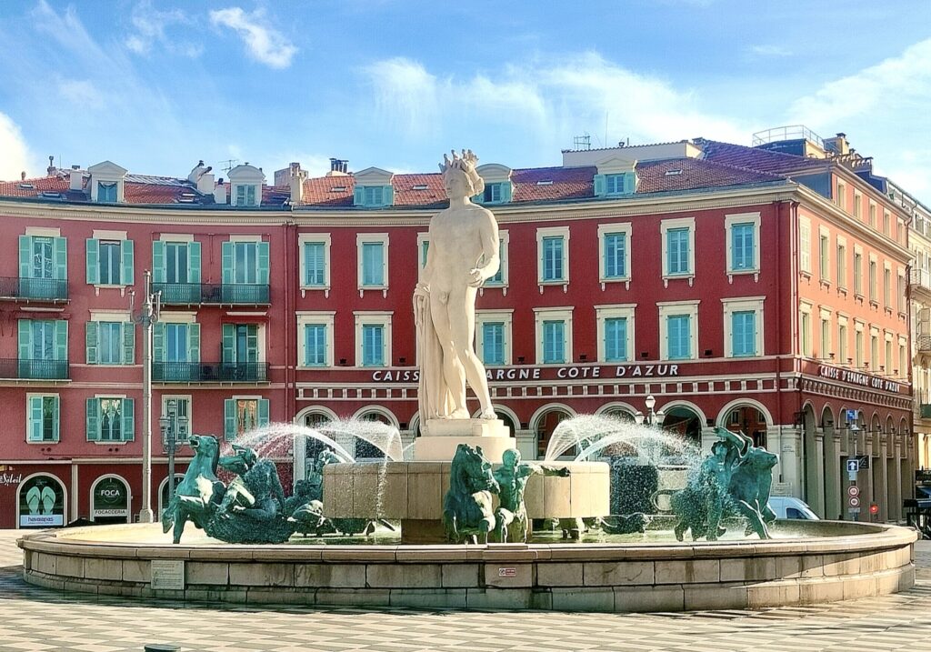 Walking tour in Nice, France